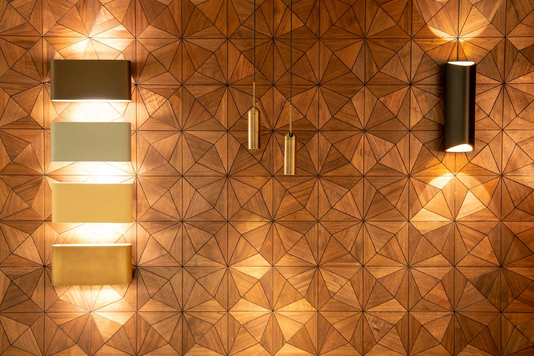 Decorative Wall Panel | Nolan - Brown | 60x60cm | American walnut | Handcrafted | 3D panel - Image 3