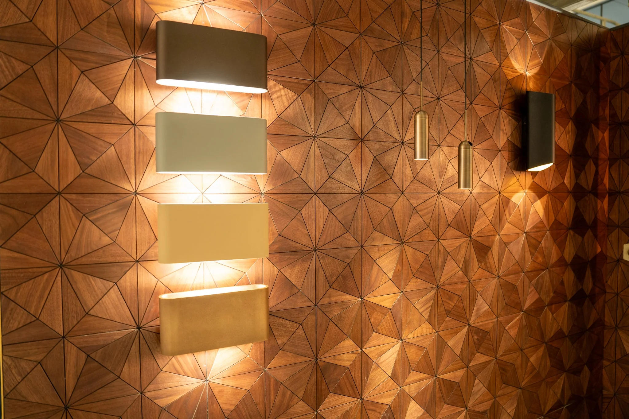 Decorative Wall Panel | Nolan - Brown | 60x60cm | American walnut | Handcrafted | 3D panel - Image 5